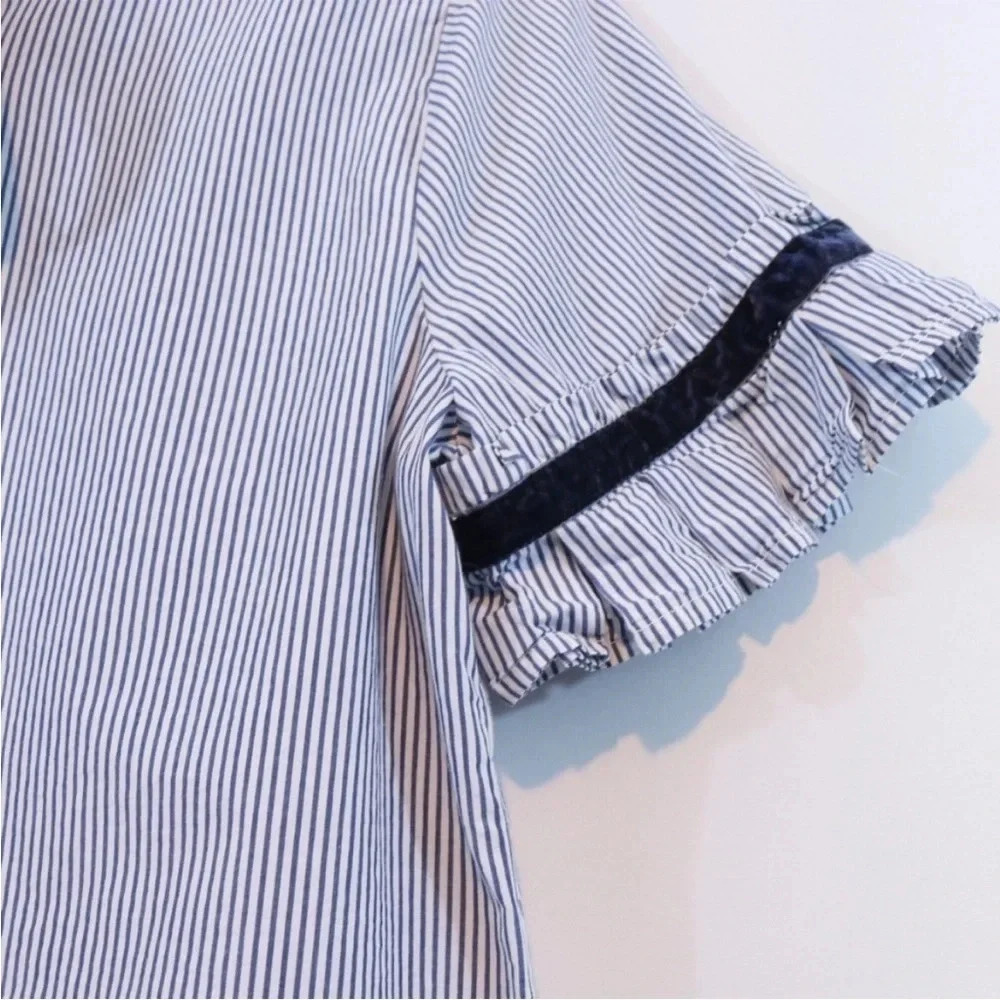 EUC Crown & Ivy blouse size Small navy blue velvet striped top - Picture 4 of 6